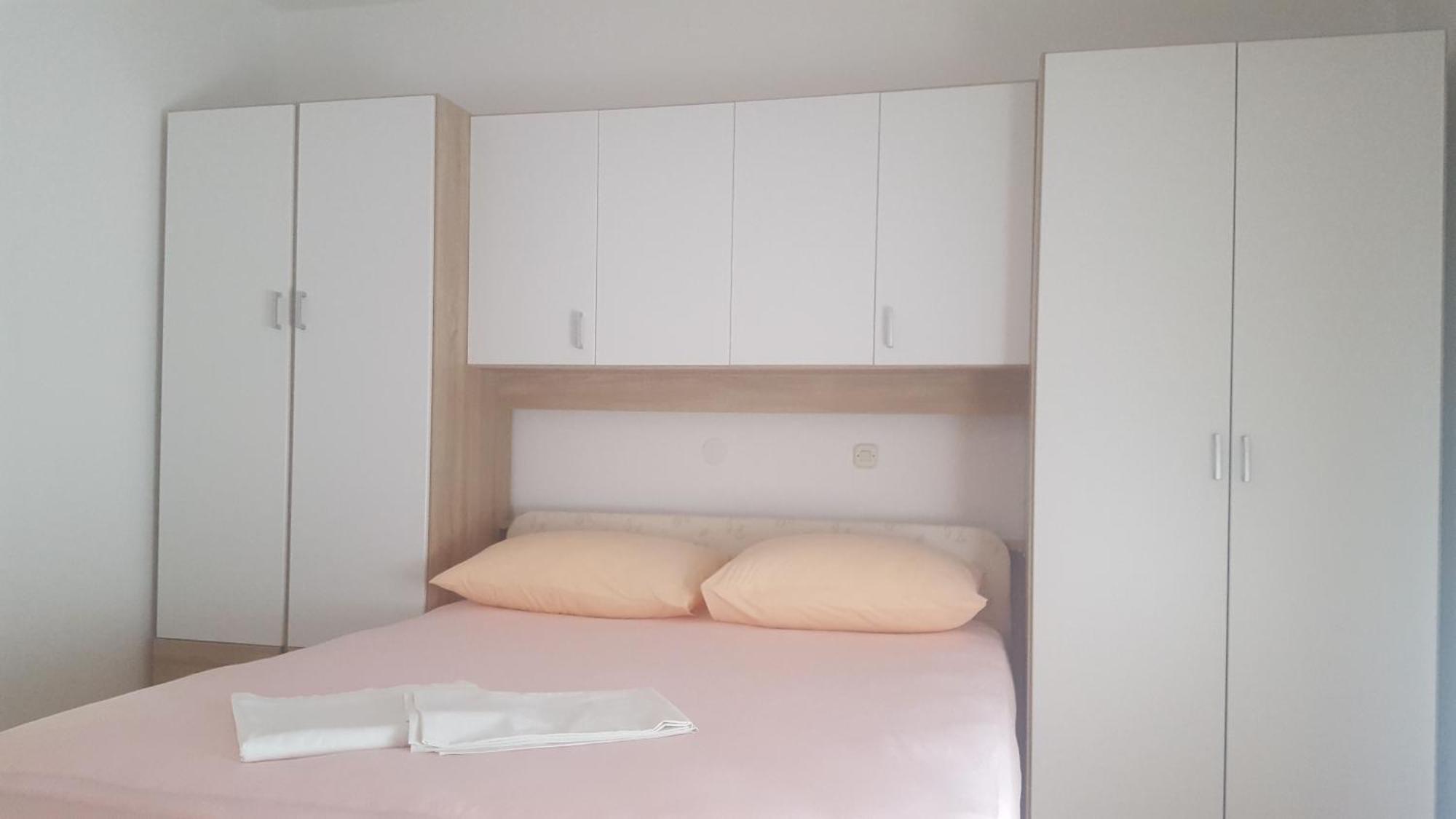 Apartmani Tonci Pag Pag Town Luaran gambar